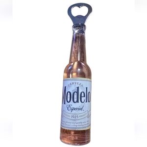 #03 Modelo Especial Bottle Opener
